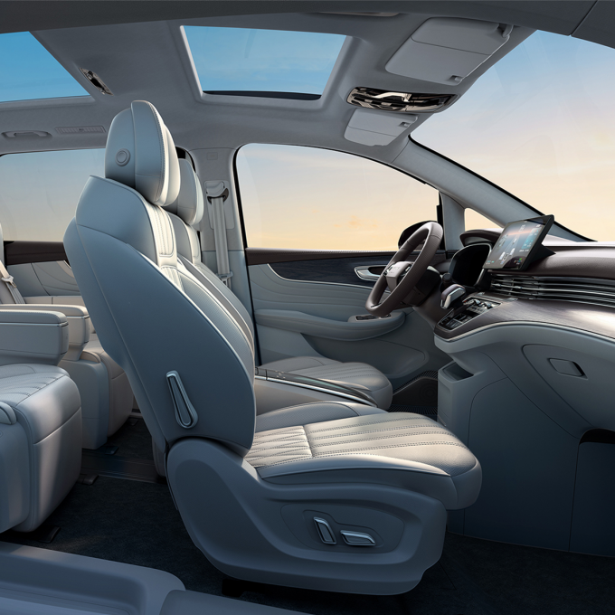 ৫৫০ কিলোমিটার এমপিভি ইভি কার রোয়ে আইম্যাক্স ৮ ইভি ২০২২ প্রথম শ্রেণীর ডায়মন্ড সংস্করণ 4