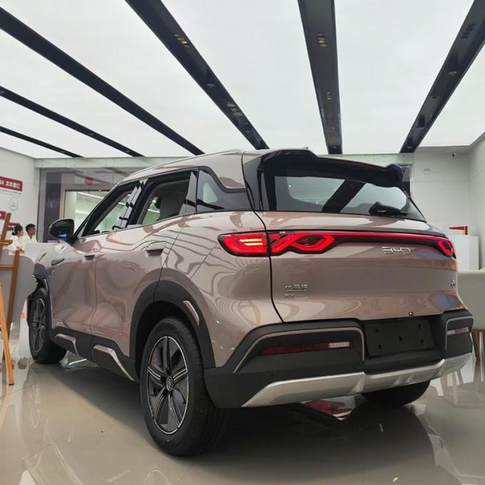 বৈদ্যুতিক ইভি গাড়ি 2025 BYD ইউয়ান আপ 401 কিলোমিটার পরিসীমা সহ বৈদ্যুতিক গাড়ি সম্পূর্ণ বৈদ্যুতিক 4